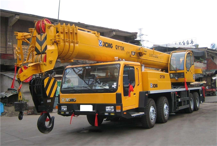 行唐县吊车出租选择重点